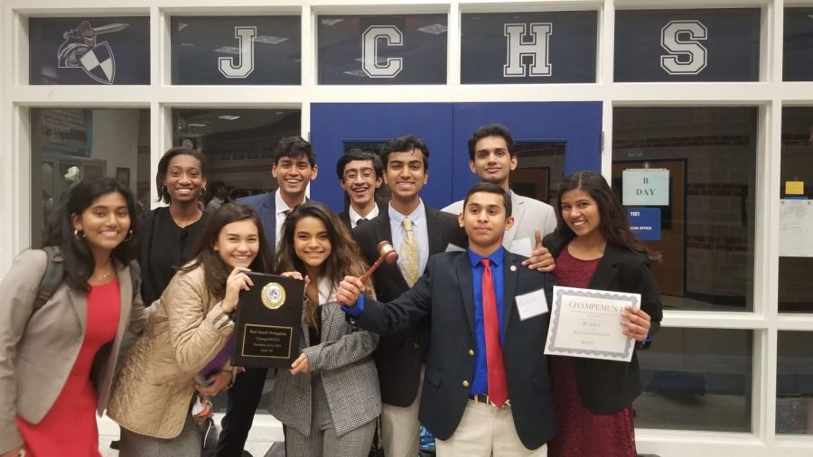 Westfield+MUN+participants+pose+after+winning+the+best+MUN+delegation+at+Champe+MUN.
