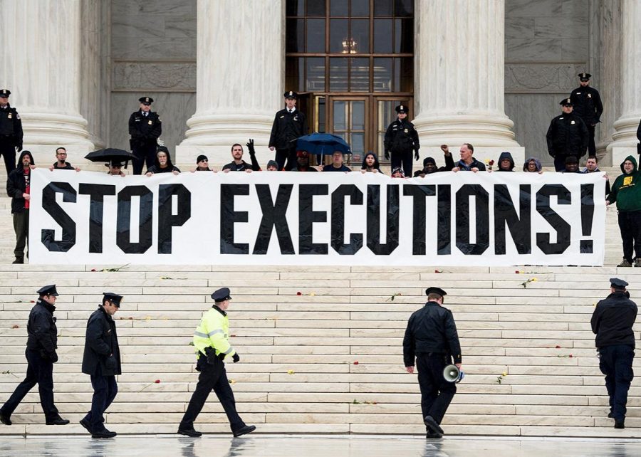 Anti-death penalty protestors at the Supreme Court