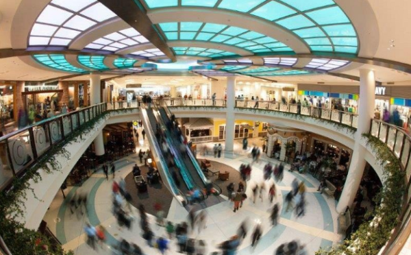 Photo of a central area inside Tysons Corner Mall. 
Source: tripadvisor.com 